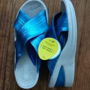 Brand new bzees blue metallic women sandals